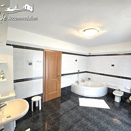 Villa Erika A Cremia Apartment Cremia
