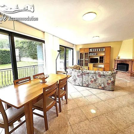 Apartment Villa Erika A Cremia *