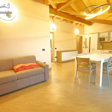 Apartment Villa Erika A Cremia